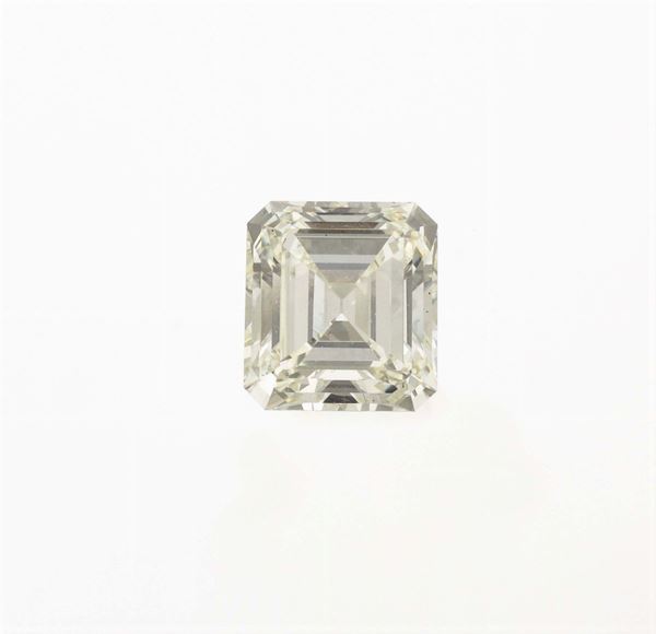 Unmounted emerald-cut diamond weighing 4.26 carats