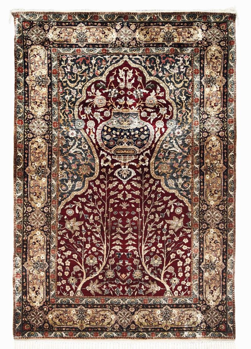 Bellissima preghiera anatolica Hereke, prima metà XX secolo  - Auction Fine Carpets - Cambi Casa d'Aste