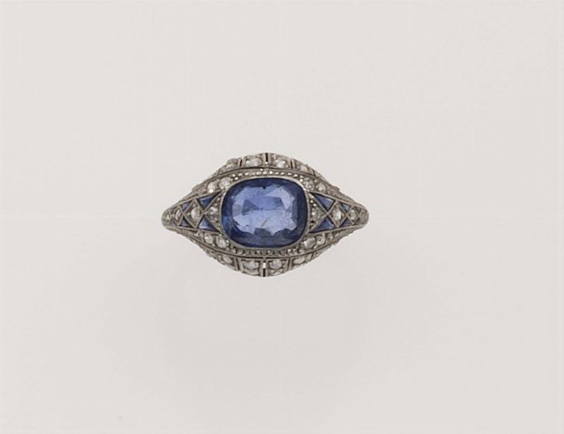 Sapphire, diamond and platinum ring  - Auction Fine Jewels - Cambi Casa d'Aste