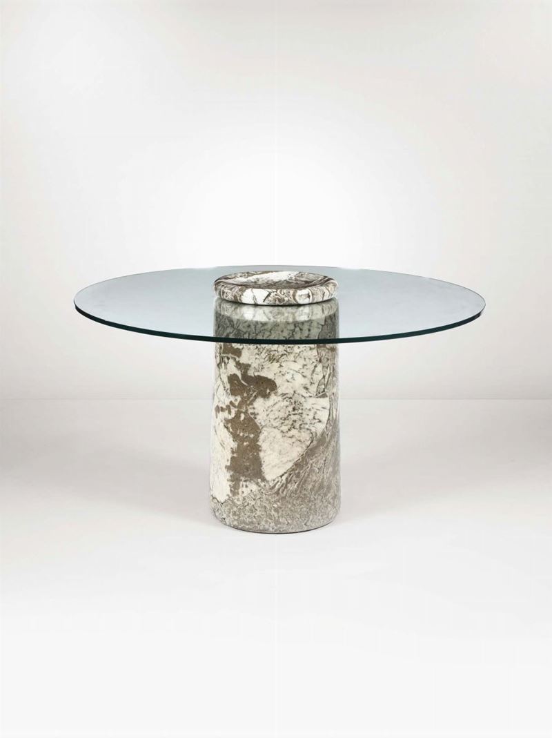 Tavolo occasionale in marmo grigio scogliera tornito con piano in vetro molato.  - Asta Design - Cambi Casa d'Aste
