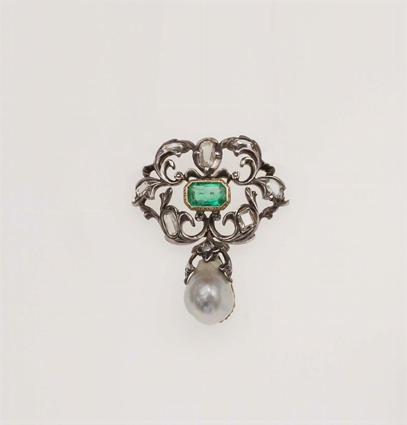 Pendente con smeraldo Colombia di ct 0,80 circa ed una perla naturale  - Asta Fine Jewels - Cambi Casa d'Aste
