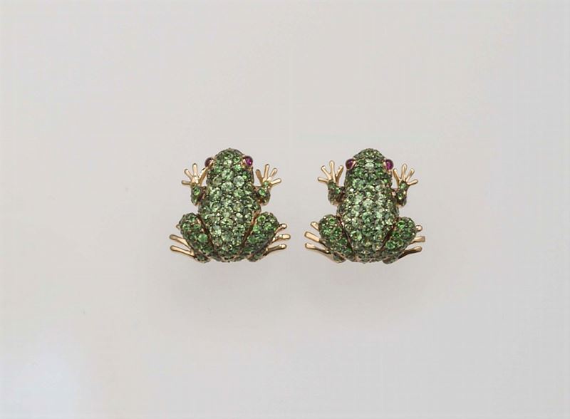 Pair of tsavorite and ruby earrings. Signed MdV with signed pouch  - Auction Fine Jewels - Cambi Casa d'Aste