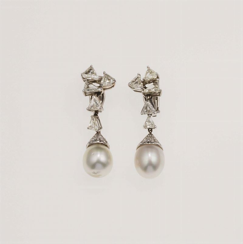 Pair of diamond and cultured pearl earrings  - Auction Fine Jewels - Cambi Casa d'Aste