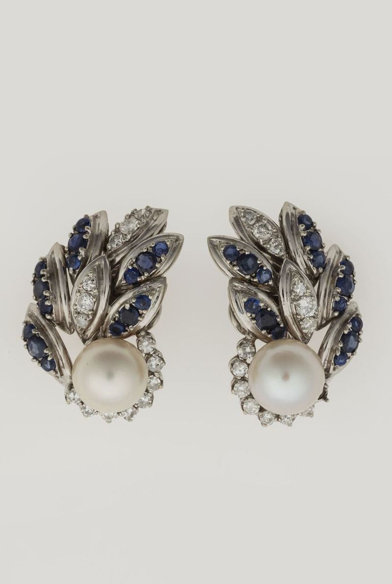 Pair of cultured pearls, diamond and sapphire earrings  - Auction Jewels - Cambi Casa d'Aste