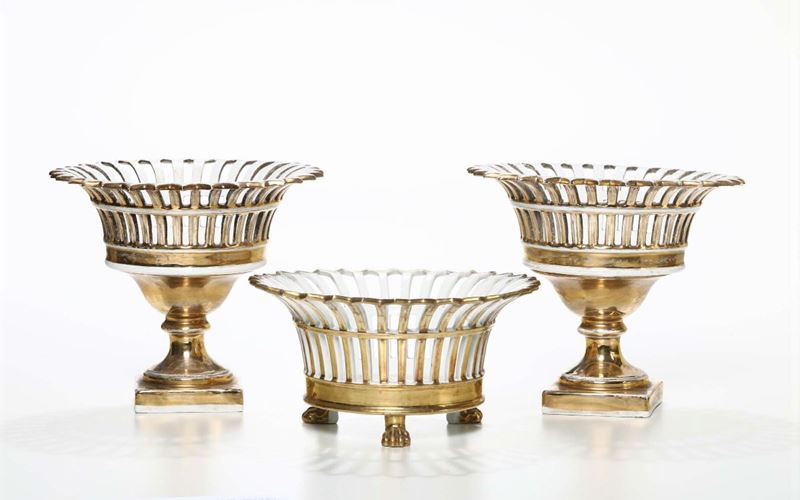 Tre alzatine Probabilmente Italia, XIX secolo  - Auction Fine Art - Cambi Casa d'Aste