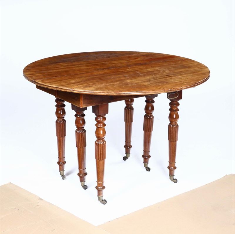 Tavolo a bandelle, XX secolo  - Asta Antiquariato - Cambi Casa d'Aste