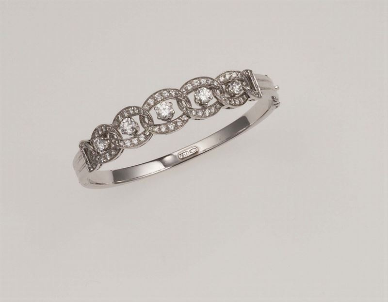 Brilliant-cut diamond and gold bangle  - Auction Fine Jewels - Cambi Casa d'Aste