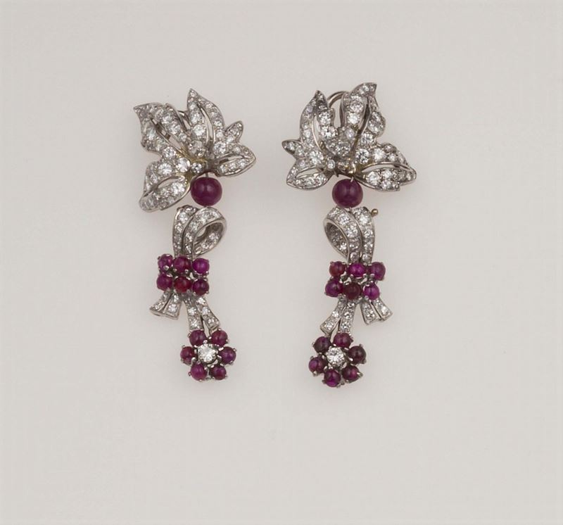 Pair of ruby, diamond and platinum earrings  - Auction Fine Jewels - Cambi Casa d'Aste