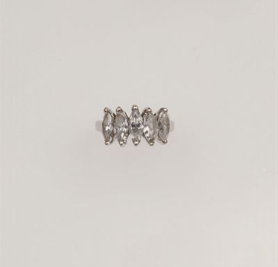 Anello con Cinque Diamanti Taglio a Marquise per Ct 1,50 Circa