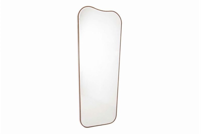 Grande specchiera in legno e vetro specchiato con pro lo in ottone.  - Auction Design - Cambi Casa d'Aste