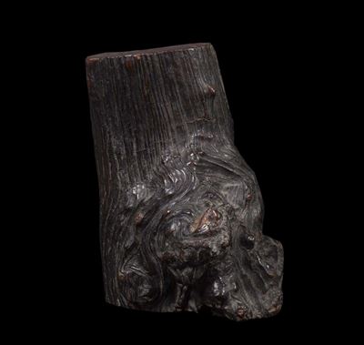 Scholar Rock in Legno Huanghuali, Cina, Dinastia Qing, XIX Secolo