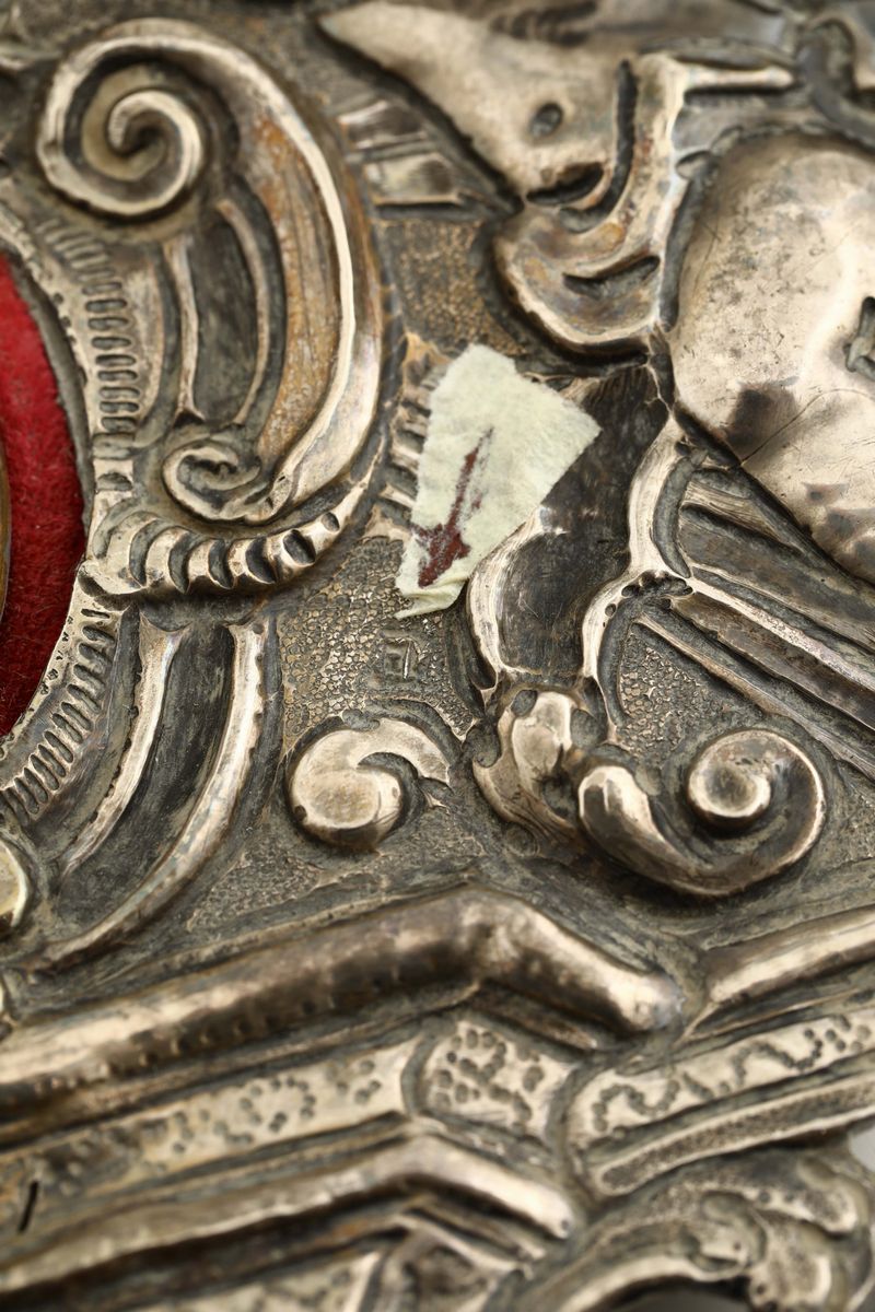 Cornice in Argento Sbalzato e Cesellato, Genova, Bollo della Torretta Senza Datario.
