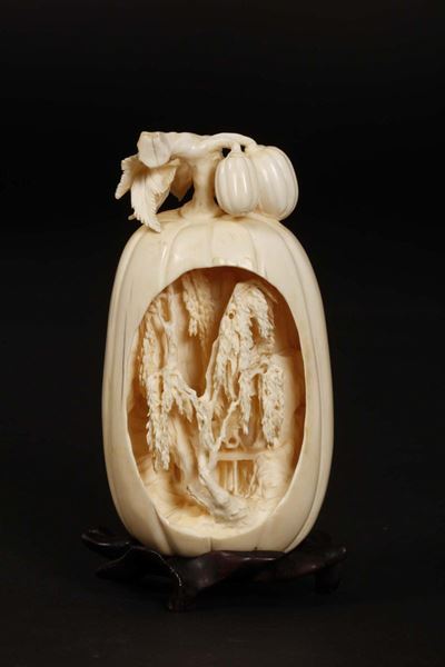 Avorio Intarsiato a Forma di Zucca, Cina, Dinastia Qing, XIX Secolo
