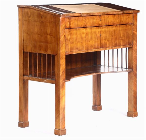 Scrittoio Biedermeier lastronato, XIX secolo