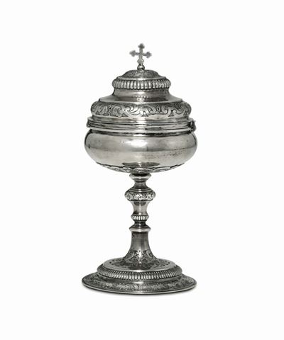 Pisside in Argento Sbalzato e Cesellato, Torino, Metà del XVIII Secolo, Marchio del Bollatore Gio...