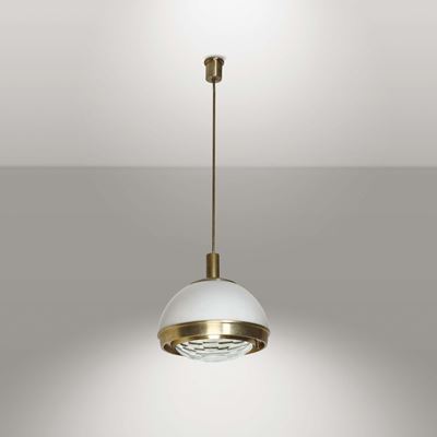 Lampadario con Struttura in Alluminio. Diffusore in Vetro Opalino e Vetro Molato a Diamante.