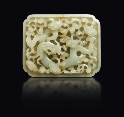 Placca in Giada Bianca con Decoro Naturalistico a Rilievo, Cina, Dinastia Yuan (1279-1368)