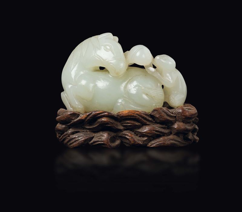 A white jade horse, China, Qing Dynasty, 18th century  - Auction Fine Chinese Works of Art - Cambi Casa d'Aste