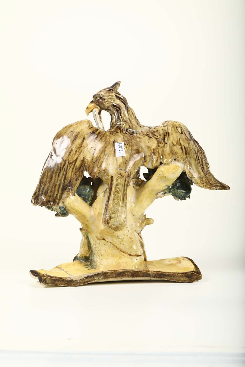 Piccola Scultura con Aquila e Stemma Coronato Savona, Fabbrica di Giuseppe Robatto, Modellata da ...