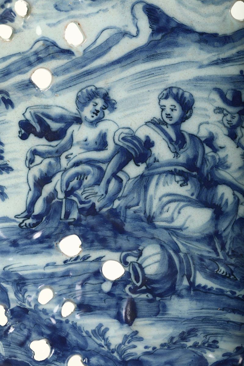 Sottocoppa Traforata Savona, Manifattura Grosso, Fine del XVII – Inizi del XVIII Secolo.