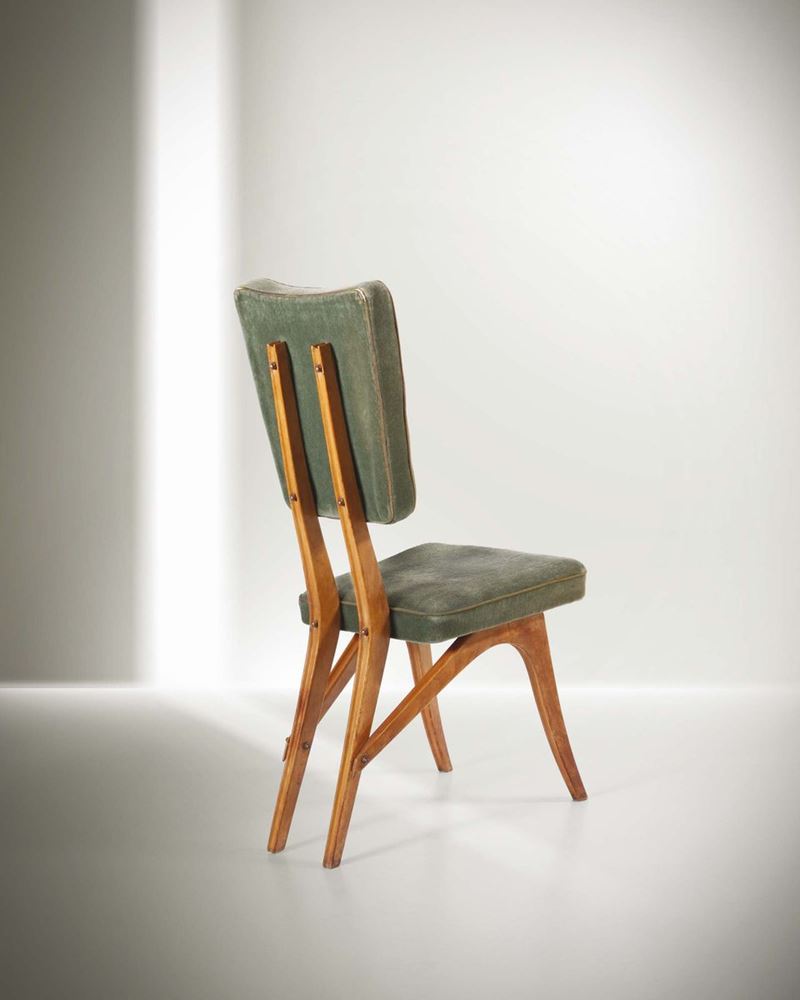 Carlo Mollino, a chair with a wooden structure, brass details and fabric upholstery. A variant in natural wood, made for the Colonna household, on the model made for the Acotto household. An item registered in the Archive of the Casa Mollino with the number CM 156-1. Appelli & Varesio production, Italy, 1952 cm 55x93x40 Bibliography: R. Ulmer, S. San Pietro (a cura di), Carlo Mollino: Sedie e Arredi, p. 71, L’Archivolto, 1999; F. Ferrari, N. Ferrari, I mobili di Carlo Mollino,  g. 153, 155, 156, Phaidon, 2009.  - Auction Fine design - Cambi Casa d'Aste
