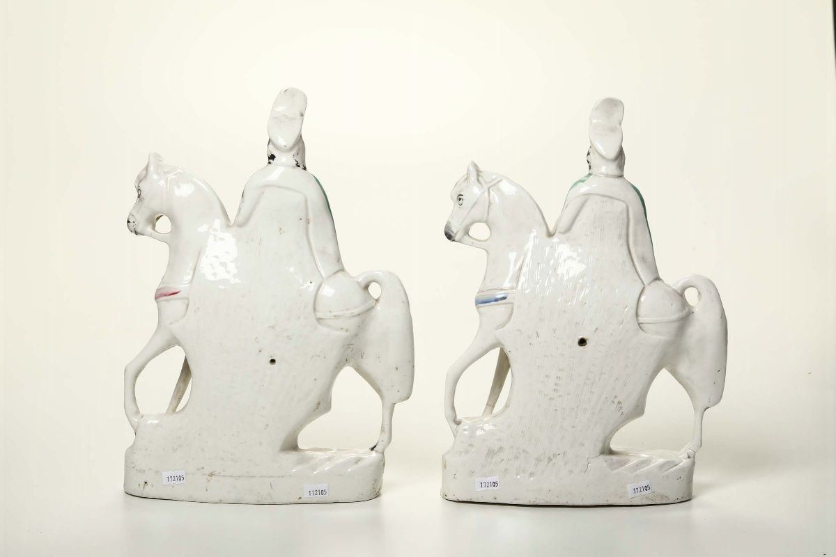 Due Figurine Inghilterra, Staffordshire, Periodo Vittoriano, XIX Secolo