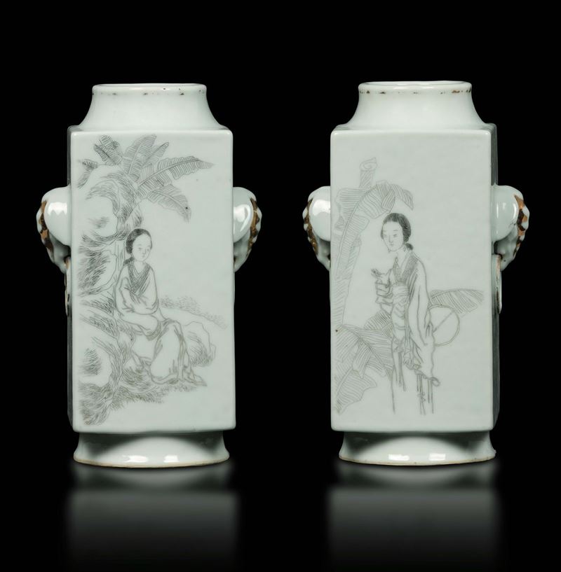 A pair of grisaille porcelain Cong vases with elephant's head-handles depicting Guanyin, landscape and inscriptions, China, early 20th century  - Auction Fine Chinese Works of Art - Cambi Casa d'Aste