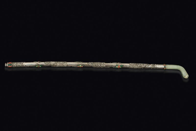 A silver stick with jade handle with semi-precious stones inlays, China, Qing Dynasty, 19th century  - Auction Fine Chinese Works of Art - Cambi Casa d'Aste