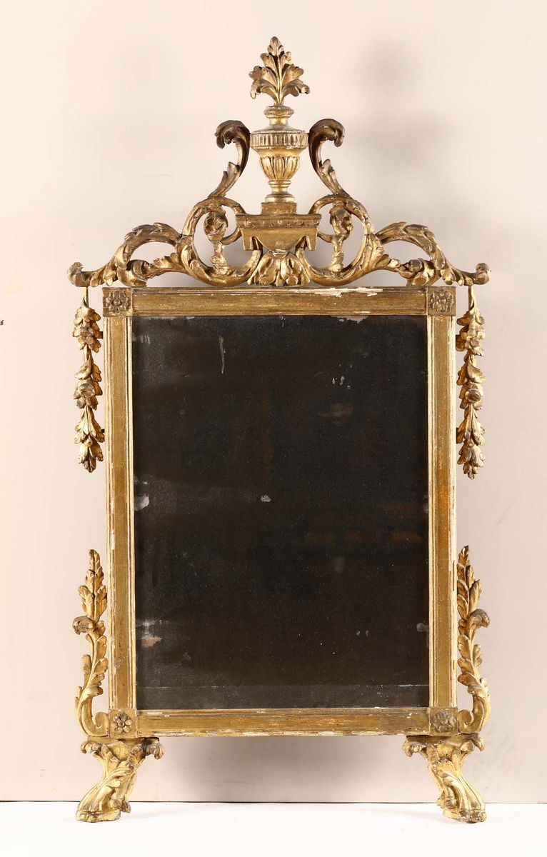 Specchiera Luigi XVI  in legno intagliato e dorato, fine XVIII secolo  - Asta Antiquariato - Cambi Casa d'Aste