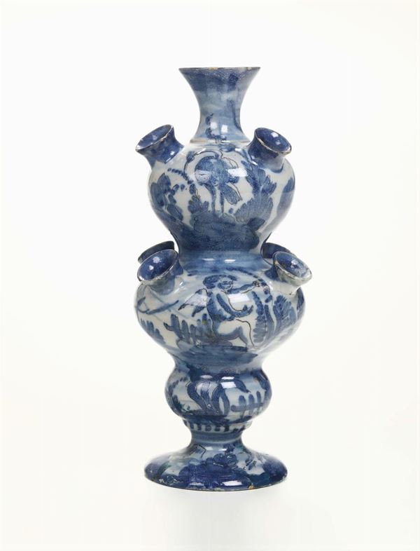 Garofaliera e un vassoio Liguria (?), XX secolo