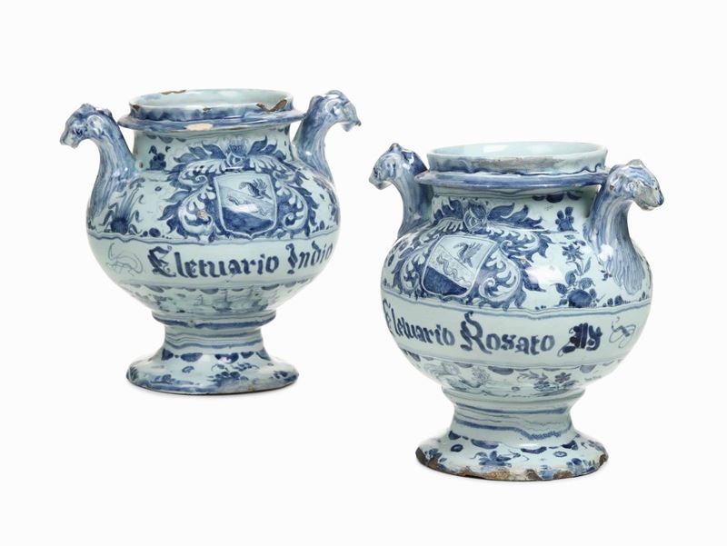 Due vasi elettuari Savona, XVII secolo  - Auction Majolica and Porcelains - II - Cambi Casa d'Aste