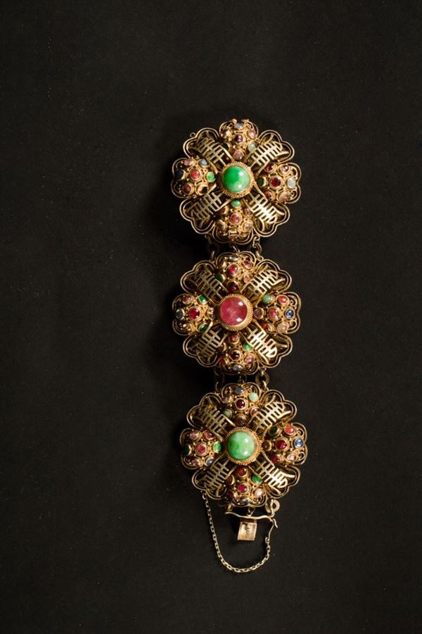 A silver filigree bracelet with semi-precious stones inlays, China, Qing Dynasty, 19th century