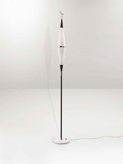 Lampada da Terra con Struttura in Metallo Laccato, Diffusore in Vetro Opalino, Base in Marmo e De...