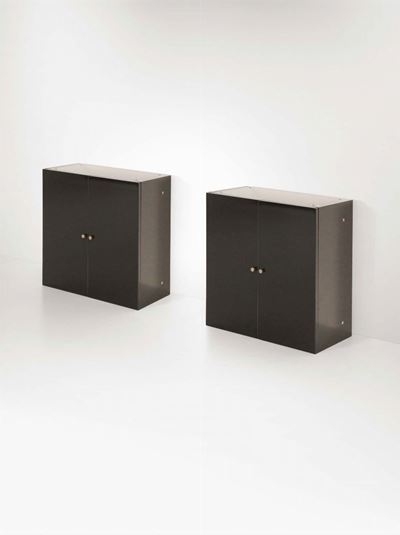 Due Mobili Contenitori in Legno Laccato con Pomelli in Ottone.