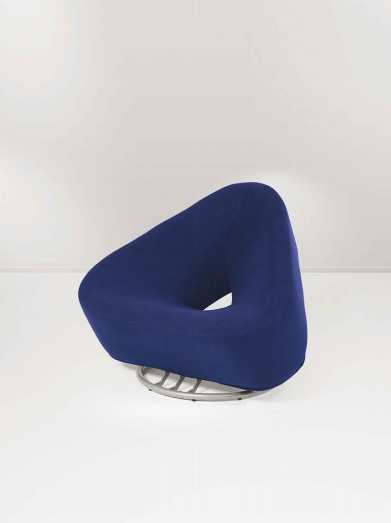 Poltrona in metallo verniciato e tessuto.  - Asta Design - Cambi Casa d'Aste