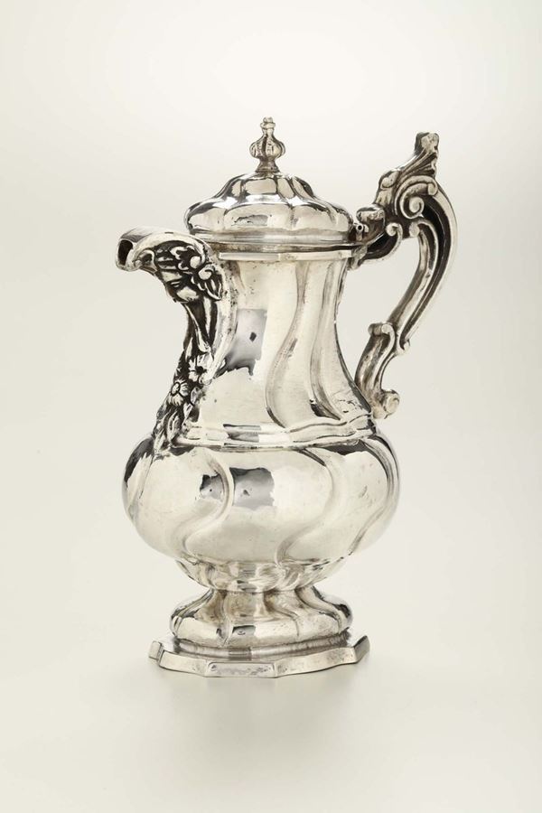 Caffettiera in argento, probabile Spagna o Hanau del XIX secolo