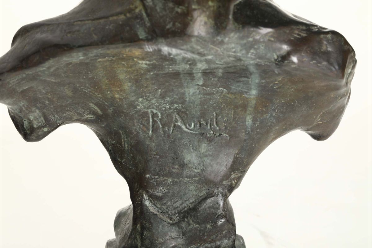 Richard Aurili (1834 - 1914)busto Femminile