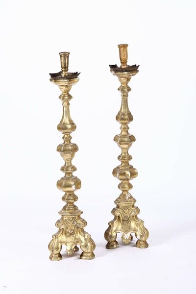 Coppia di Candelieri in Legno Intagliato e Dorato, XIX Secolo