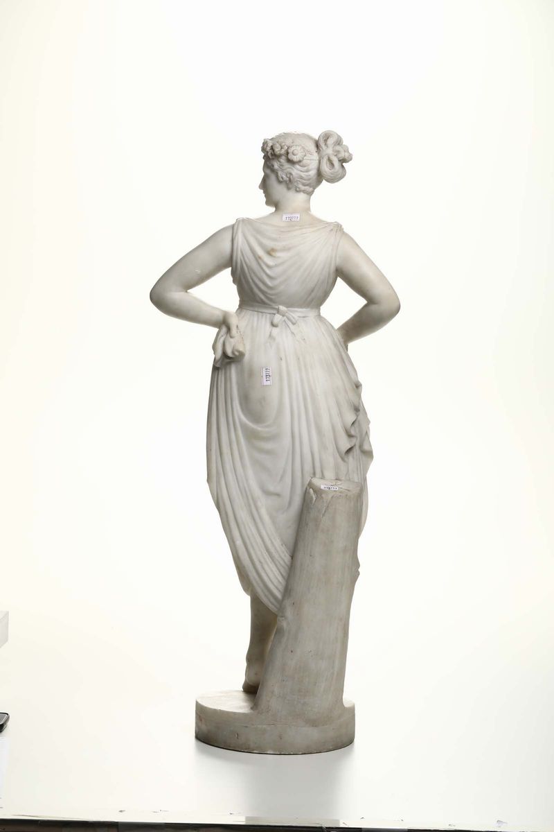 Figura Femminile in Marmo Bianco, XIX Secolo