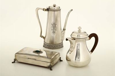 Tre Pezzi in Argento tra Cui Caffettiera Tiffany con Dedica 1881