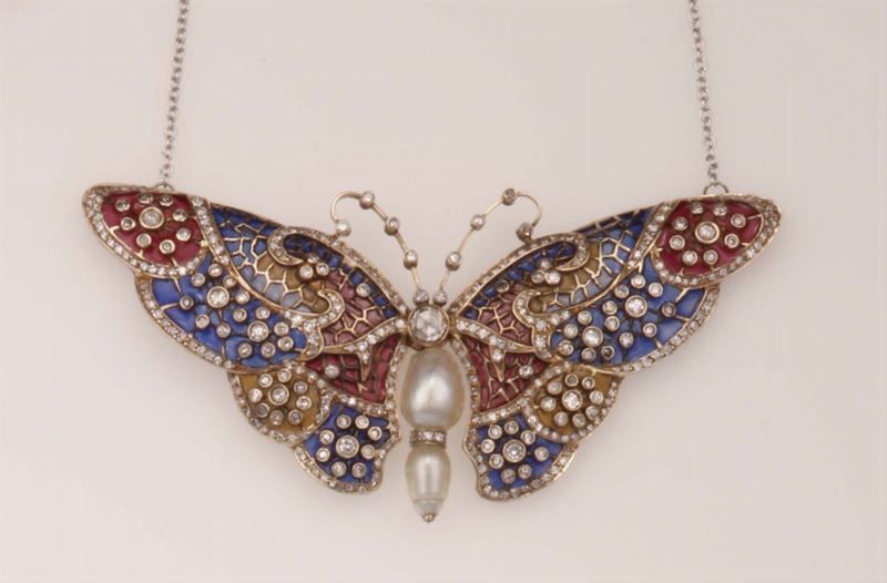 Plique-à-jour enamel, natural pearl and diamond pendant. Designed as a butterfly  - Auction Fine Jewels - Cambi Casa d'Aste