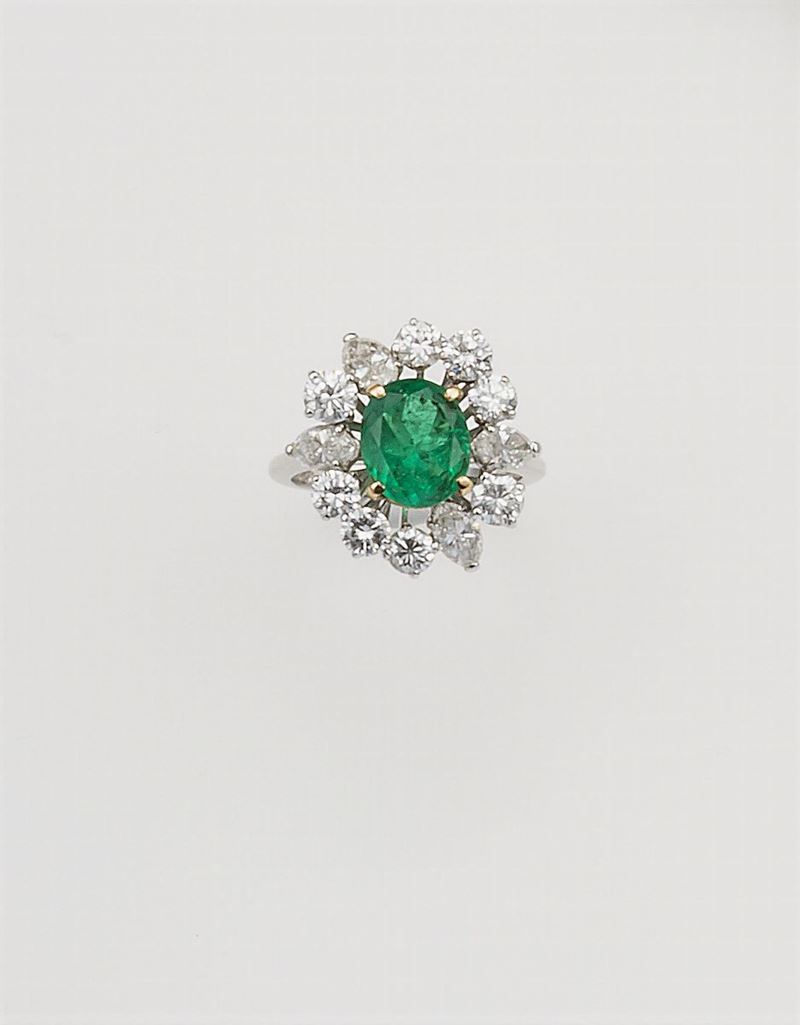 Anello con smeraldo Colombia di ct 2,25 e diamanti a contorno per ct 2,43  - Asta Fine Jewels - Cambi Casa d'Aste