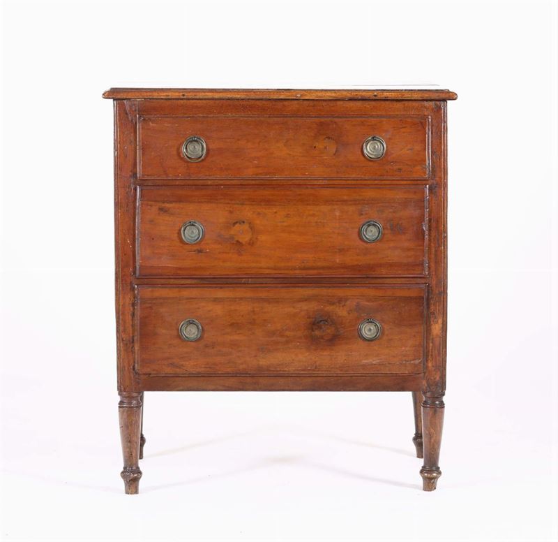 Piccolo comoncino a 3 cassetti, XVIII-XIX secolo  - Auction Fine Art - Cambi Casa d'Aste