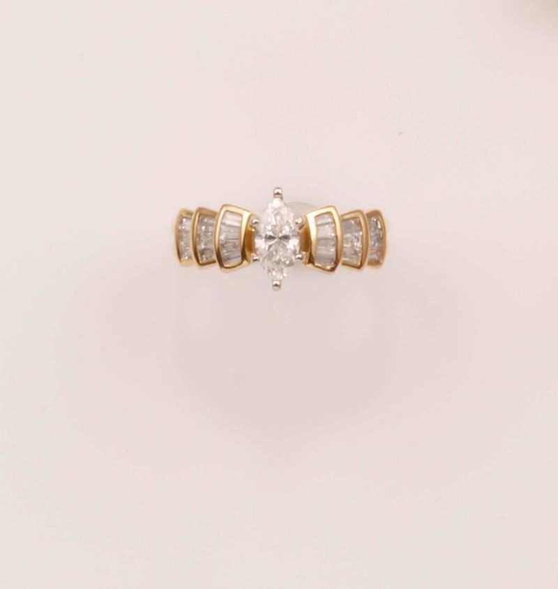 Anello con diamante taglio navette di ct 1,30 circa e diamanti taglio tepper  - Asta Vintage, Gioielli e Orologi - Cambi Casa d'Aste