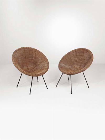 Coppia di Poltroncine con Seduta in Vimini e Struttura in Metallo Laccato.