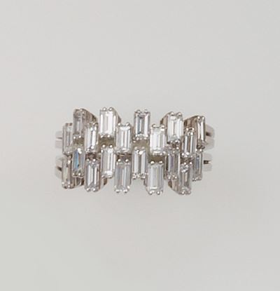 Anello con Diamanti Taglio Baguette