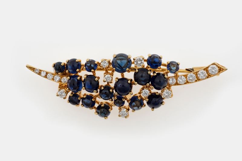 Sapphire and diamond brooch  - Auction Fine Coral Jewels - Cambi Casa d'Aste