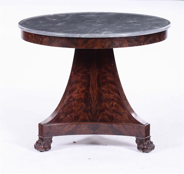 Tavolo lastronato con piano in marmo grigio, inizio XX secolo