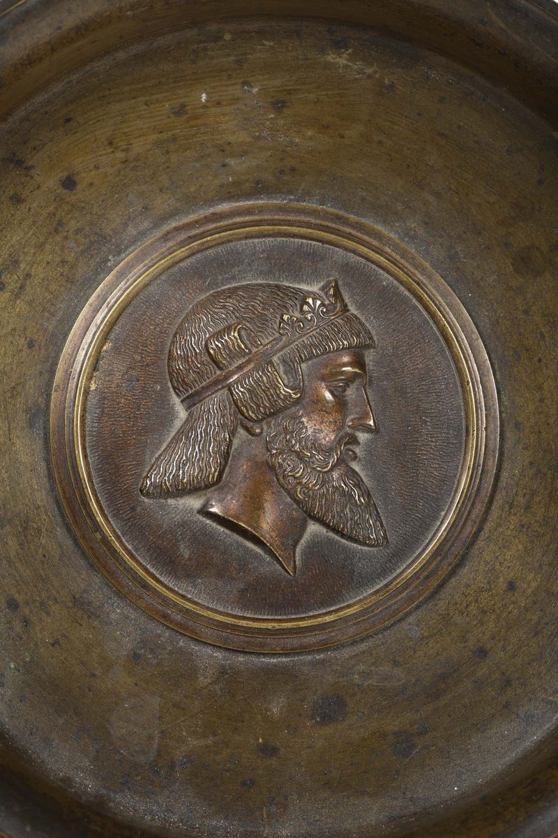 Coppa Biansata in Bronzo Dorato, XIX Secolo