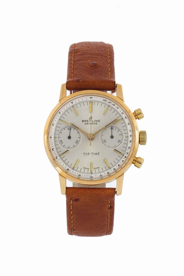 Breitling Genève, Top-Time, Ref. 2004, Fine, water-resistant, 18K yellow gold wristwatch with round button chronograph, register and tachometer. Made circa 1970